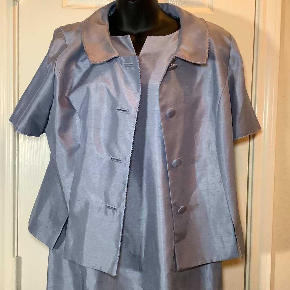 Leslie Fay Light Lavender Two-Piece Dress and Jacket Set